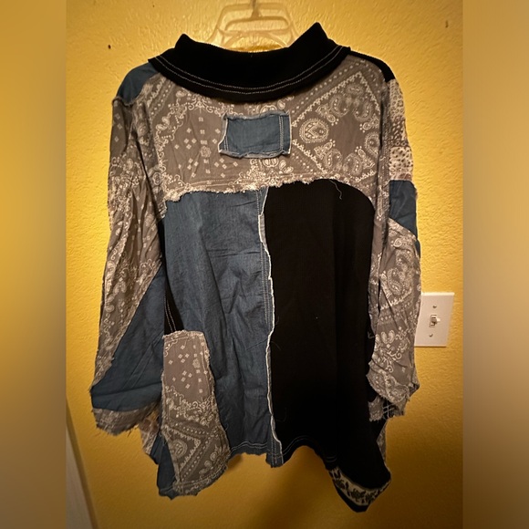 POL patchwork oversized top - Picture 8 of 8